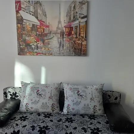 Малкият Париж Apartment *